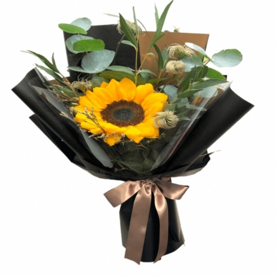 Flores para Él: Rompiendo Estereotipos al Regalar un Ramo de Emociones