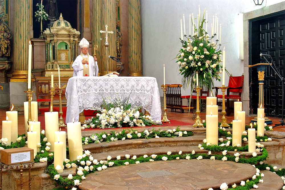 Arreglos florales para iglesia